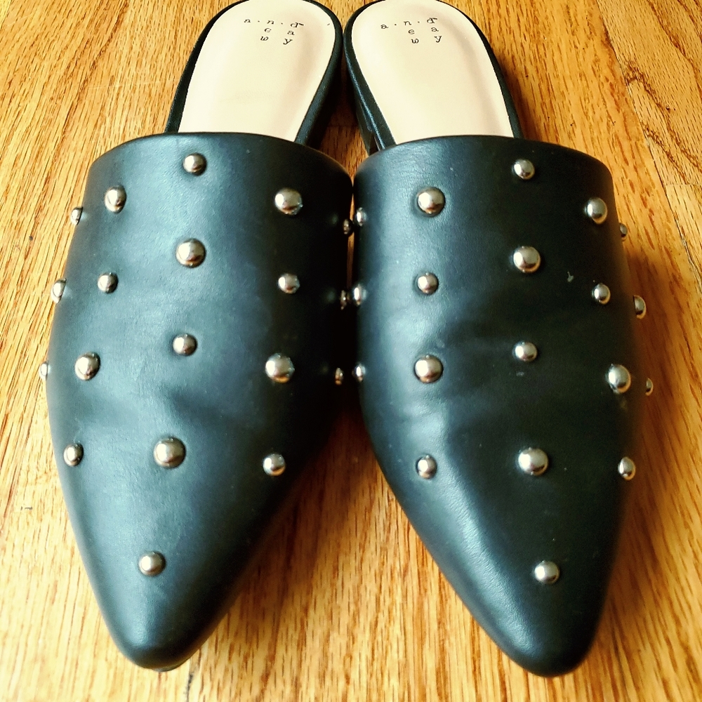 ❌SOLD❌ A NEW DAY Black Studded Mule Slides - Picture 2 of 7